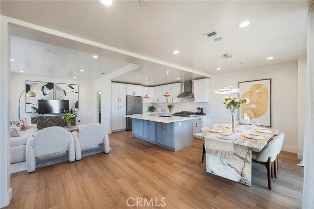 712 N Chestnut Avenue, Los Angeles, CA 90042