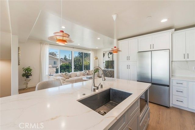 712 N Chestnut Avenue, Los Angeles, CA 90042