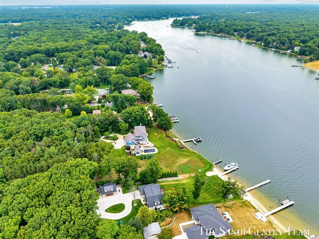 17870 W Spring Lake Road, Spring Lake, MI 49456