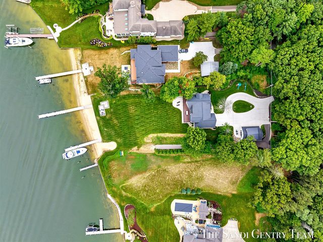 17870 W Spring Lake Road, Spring Lake, MI 49456