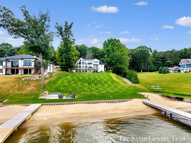 17870 W Spring Lake Road, Spring Lake, MI 49456