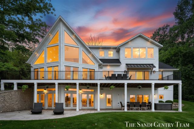 17870 W Spring Lake Road, Spring Lake, MI 49456