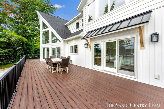 17870 W Spring Lake Road, Spring Lake, MI 49456