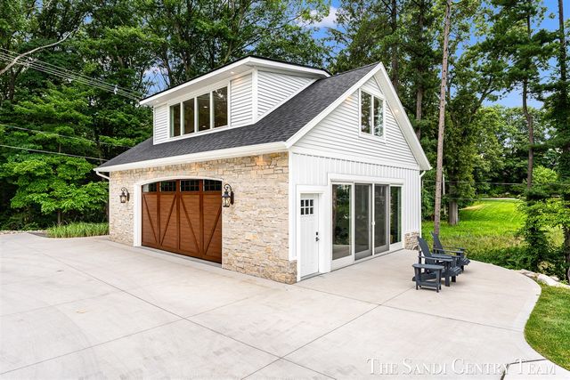 17870 W Spring Lake Road, Spring Lake, MI 49456