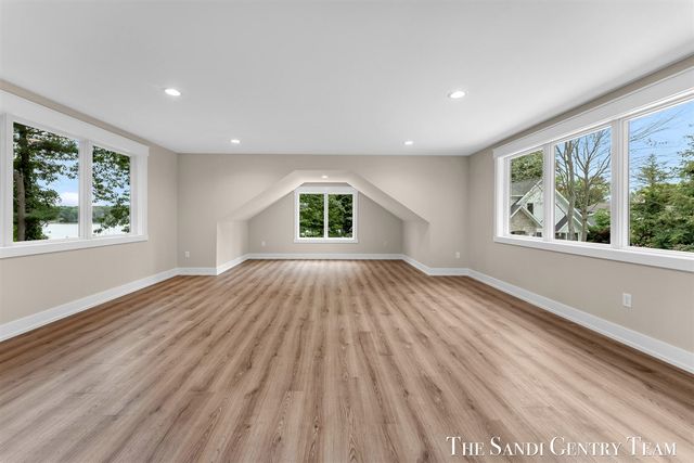 17870 W Spring Lake Road, Spring Lake, MI 49456