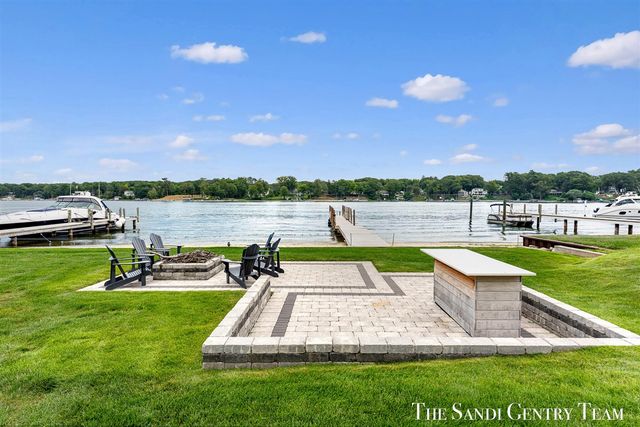 17870 W Spring Lake Road, Spring Lake, MI 49456