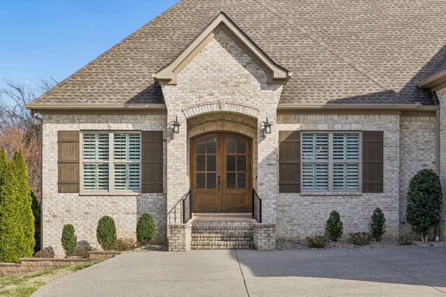 1625 Foxland Blvd, Gallatin, TN 37066