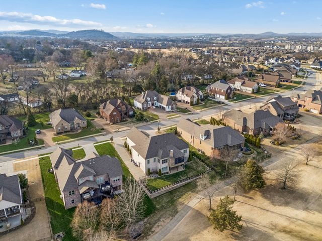 1625 Foxland Blvd, Gallatin, TN 37066