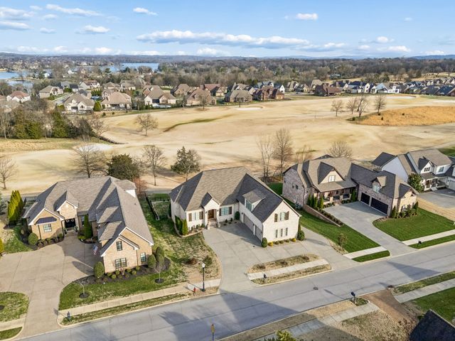 1625 Foxland Blvd, Gallatin, TN 37066