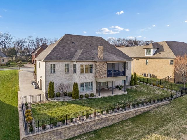 1625 Foxland Blvd, Gallatin, TN 37066