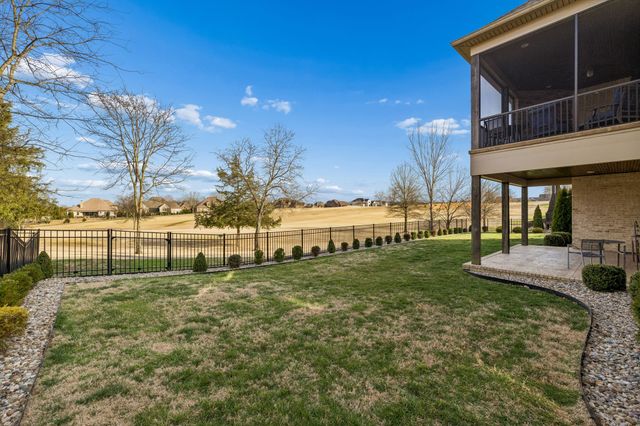 1625 Foxland Blvd, Gallatin, TN 37066