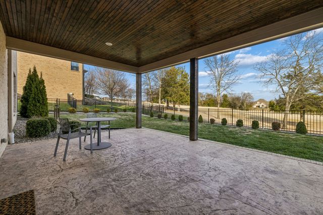 1625 Foxland Blvd, Gallatin, TN 37066