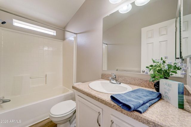 1423 E 19TH Avenue, Apache Junction, AZ 85119