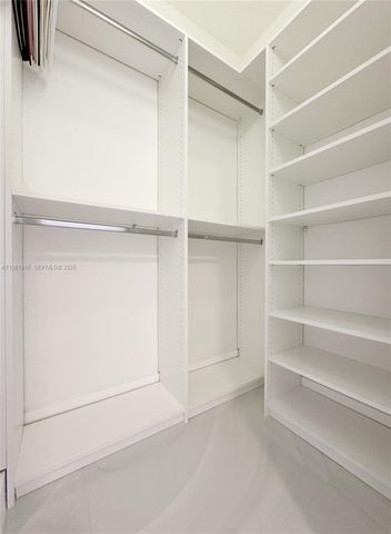 8052 NW 198th St, Hialeah, FL 33015