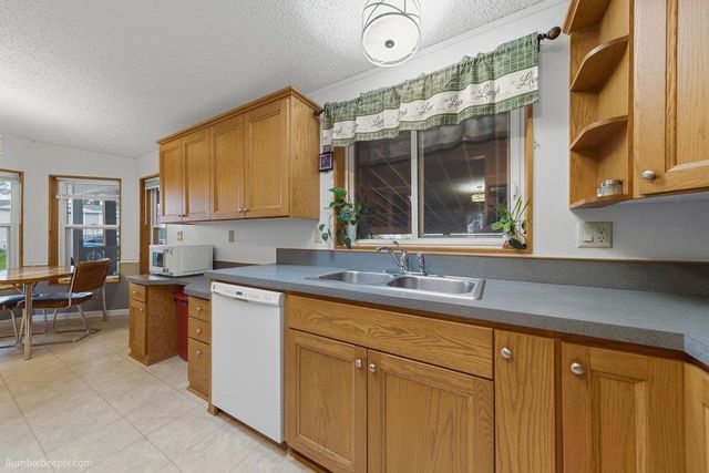 3004 E Fort Sumter Ln, Mead, WA 99021