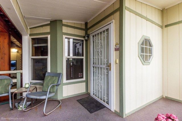 3004 E Fort Sumter Ln, Mead, WA 99021
