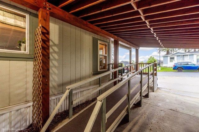 3004 E Fort Sumter Ln, Mead, WA 99021