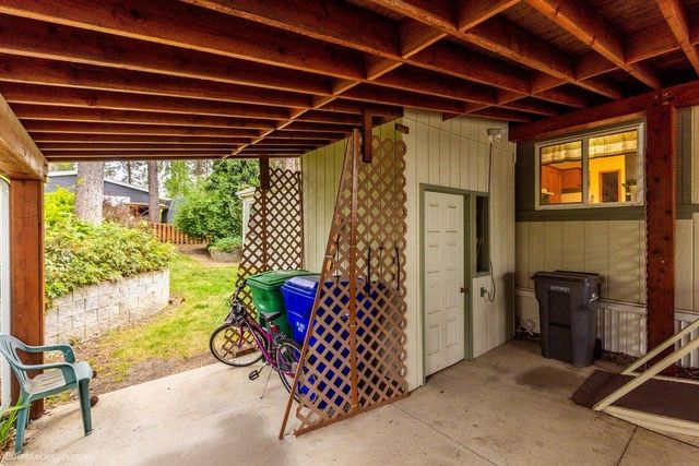 3004 E Fort Sumter Ln, Mead, WA 99021
