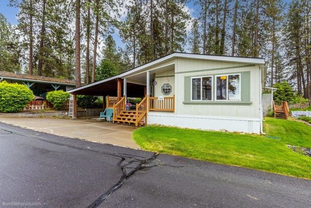 3004 E Fort Sumter Ln, Mead, WA 99021