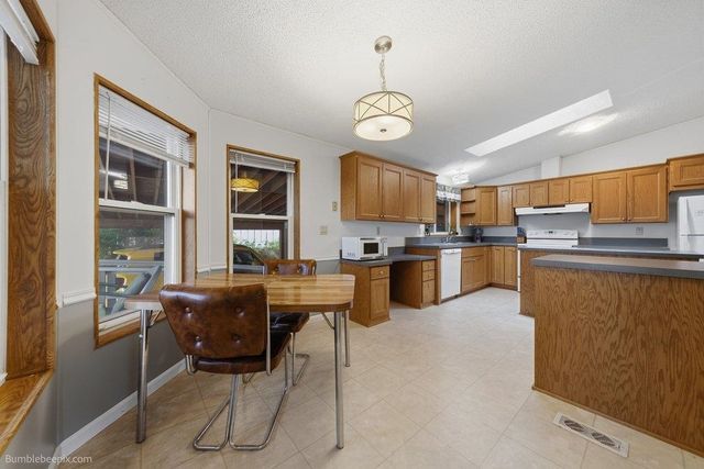 3004 E Fort Sumter Ln, Mead, WA 99021