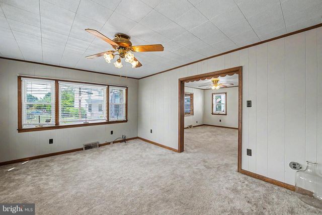 920 MAIN ST, Shiloh, NJ 08353