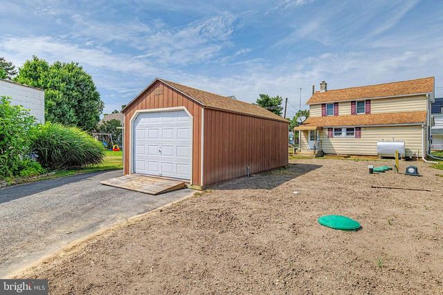 920 MAIN ST, Shiloh, NJ 08353