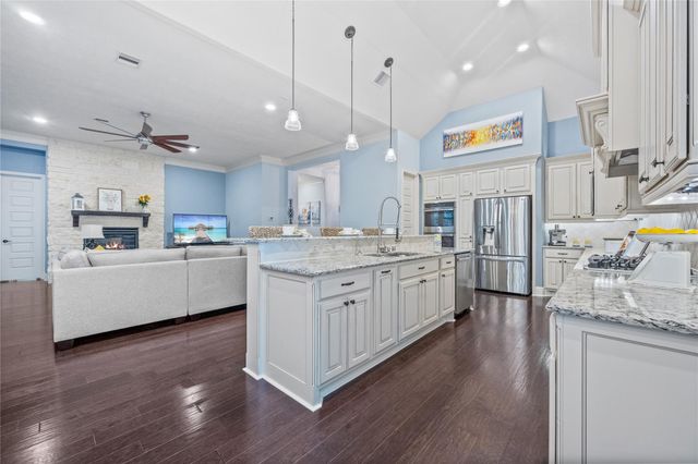 19904 Cullen Ridge Drive, Porter, TX 77365