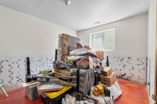 6296 S DUSTY CIR, Taylorsville, UT 84129