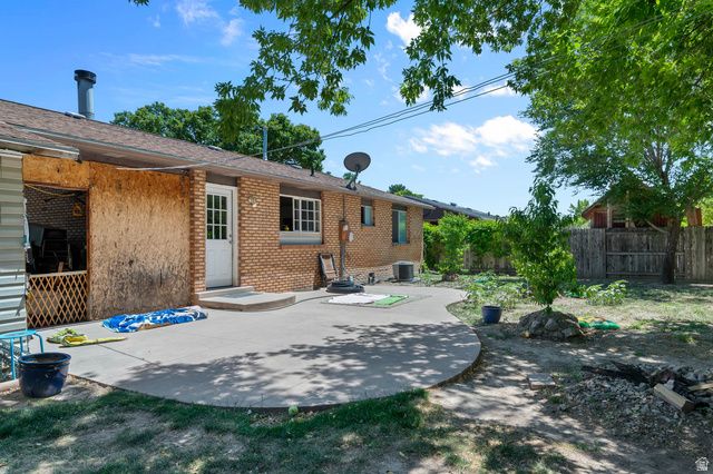 6296 S DUSTY CIR, Taylorsville, UT 84129