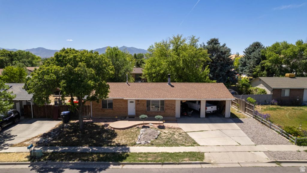 6296 S DUSTY CIR, Taylorsville, UT 84129