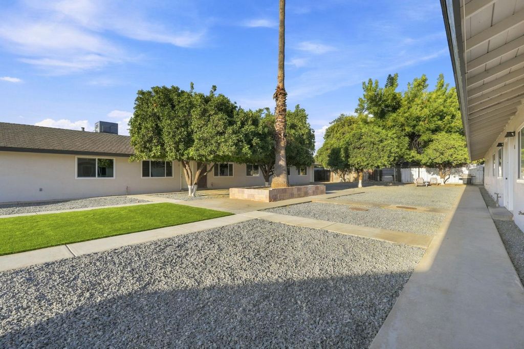 Image 3 of property listing at 1506 N Cobb, Porterville, CA 93257