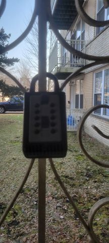 2501 W TOUHY Avenue 107, Chicago, IL 60645