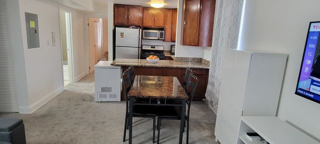 2501 W TOUHY Avenue 107, Chicago, IL 60645