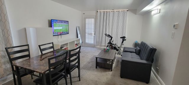 2501 W TOUHY Avenue 107, Chicago, IL 60645