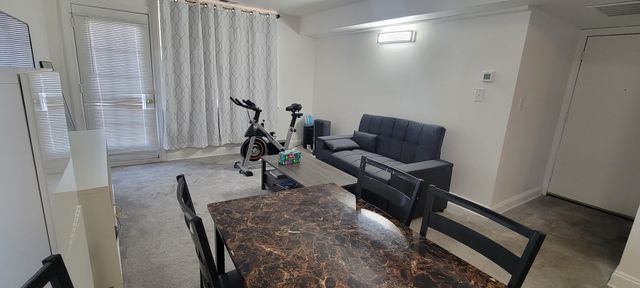 2501 W TOUHY Avenue 107, Chicago, IL 60645