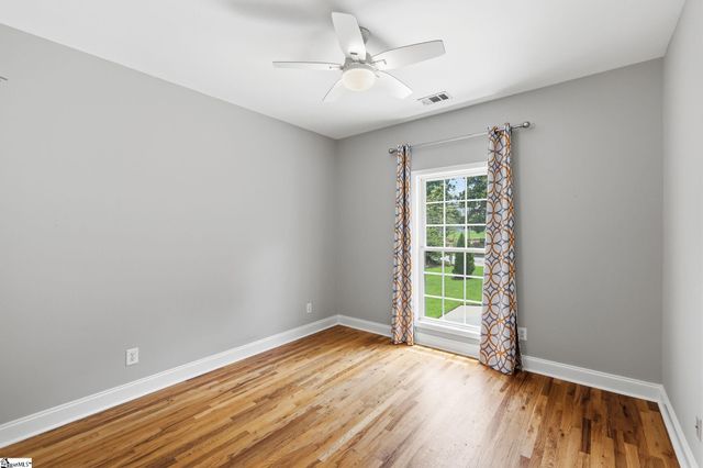 16 Shannon Ridge Court, Greenville, SC 29615