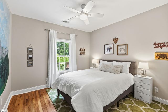 16 Shannon Ridge Court, Greenville, SC 29615