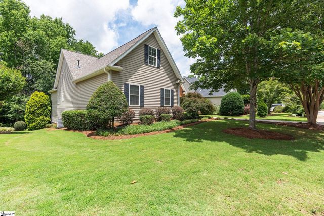 16 Shannon Ridge Court, Greenville, SC 29615