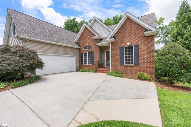 16 Shannon Ridge Court, Greenville, SC 29615