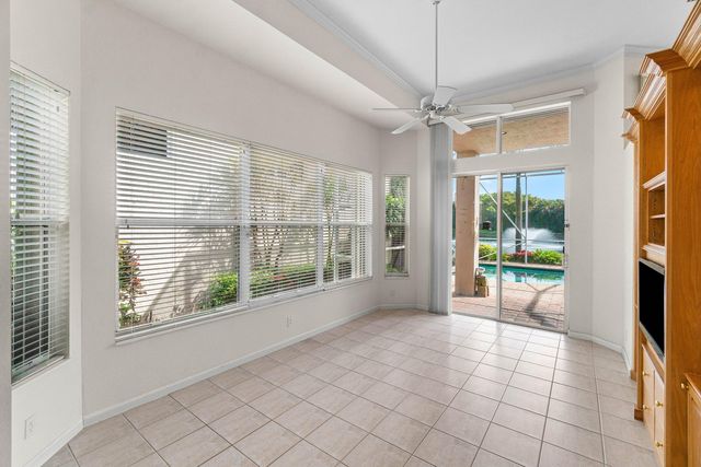 103 Sunset Cove Lane, Palm Beach Gardens, FL 33418