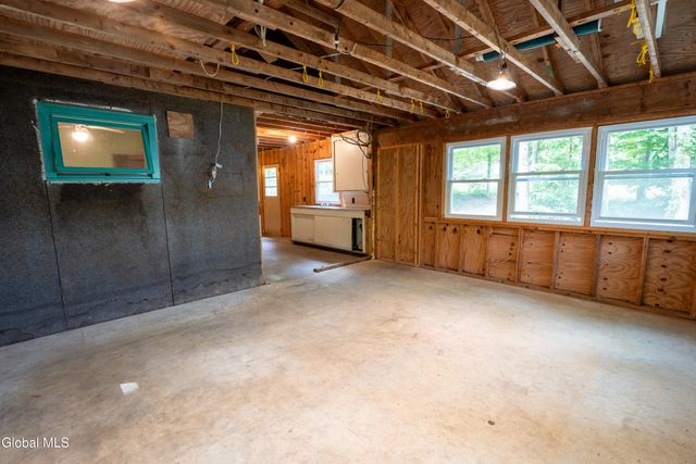 978 W Mountain Co Rt 10, Day, NY 12835