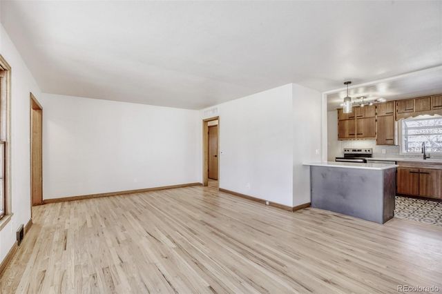 1117 Collyer Street, Longmont, CO 80501