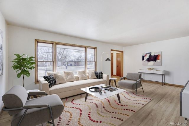 1117 Collyer Street, Longmont, CO 80501