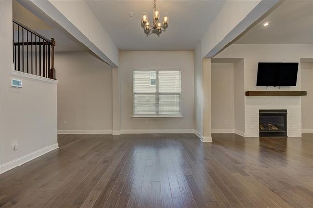 137 Holden Way, Woodstock, GA 30189