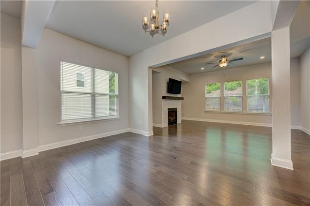 137 Holden Way, Woodstock, GA 30189