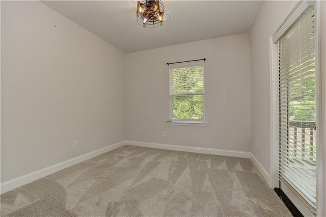 137 Holden Way, Woodstock, GA 30189