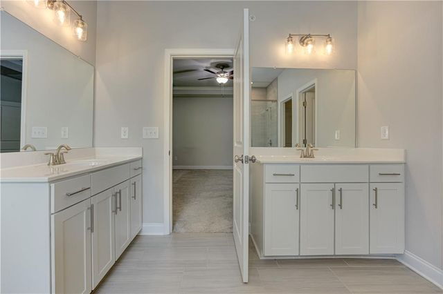 137 Holden Way, Woodstock, GA 30189