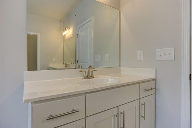 137 Holden Way, Woodstock, GA 30189