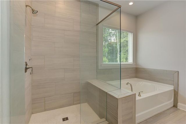 137 Holden Way, Woodstock, GA 30189