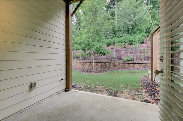 137 Holden Way, Woodstock, GA 30189